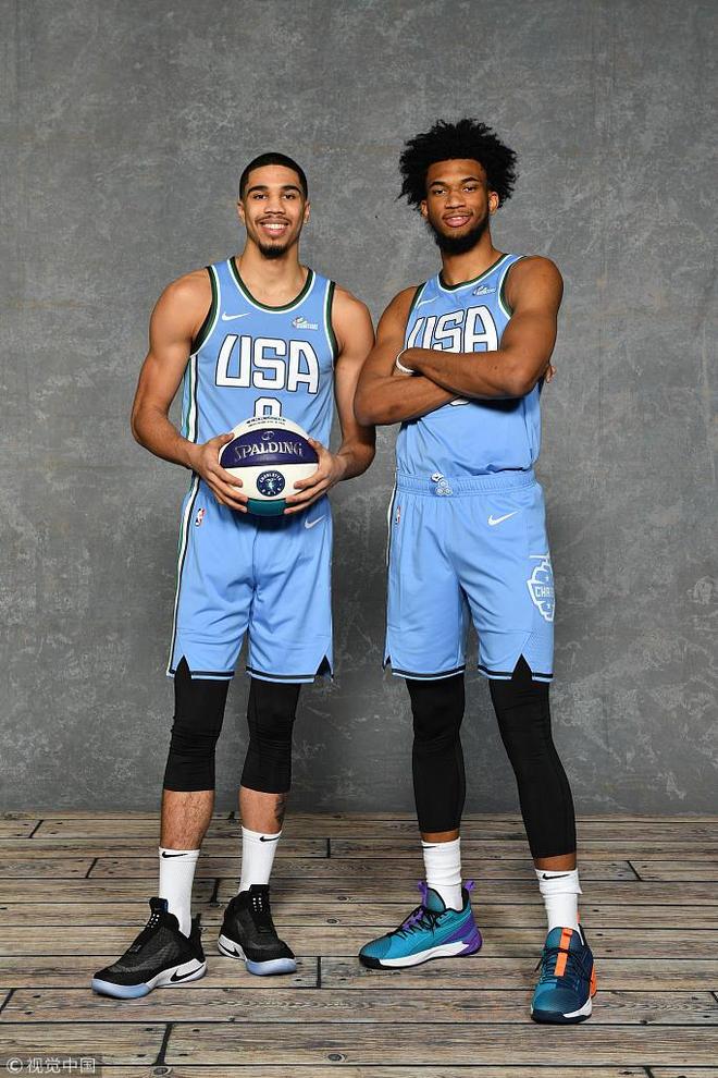 包含波尔图训练开放日；国际比赛日篮板制胜引欢呼；全明星赛在即；赛季目标并未改变的词条