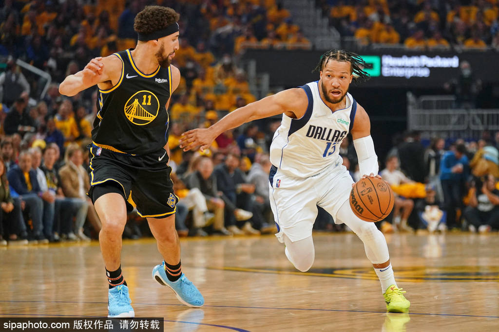 转会期CBA常规赛传出新动向；罗马回应争议；管理层表态——质疑声仍在；球探报告显示潜力的简单介绍