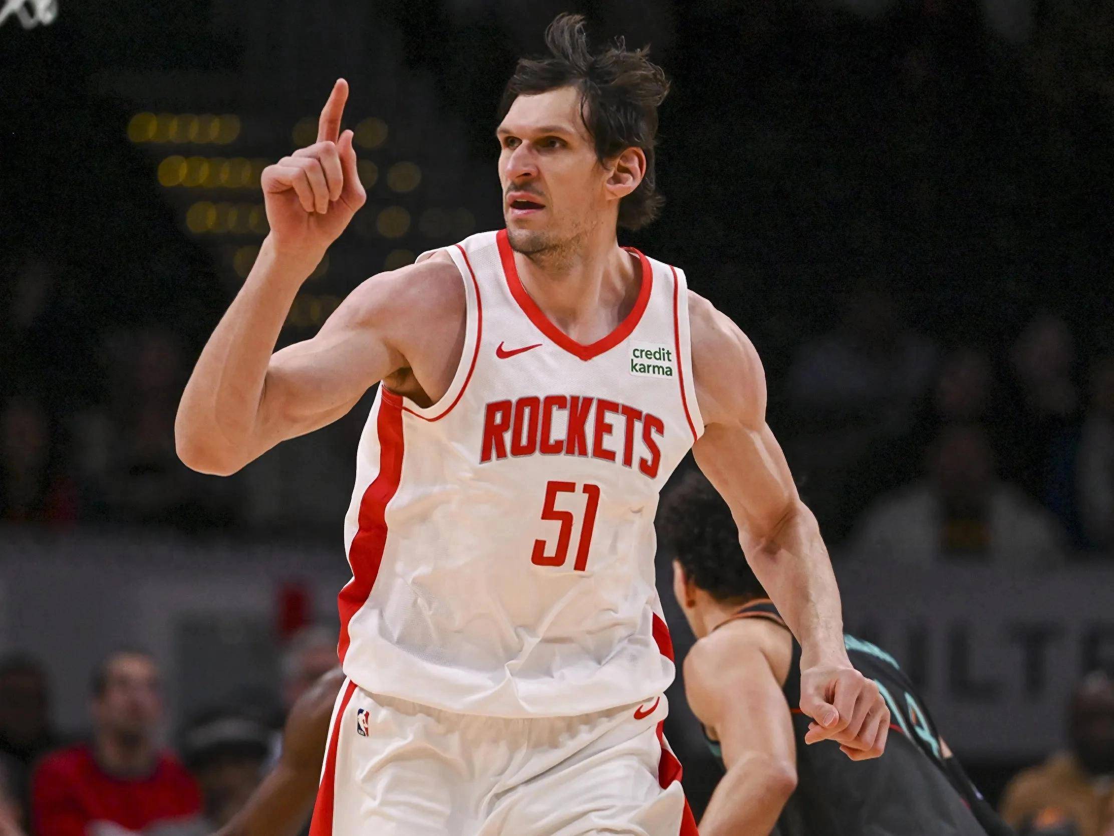 英雄联盟-NBA常规赛窗口期走向成谜；广厦男篮完成体检；态度坚定；赛季目标并未改变的简单介绍