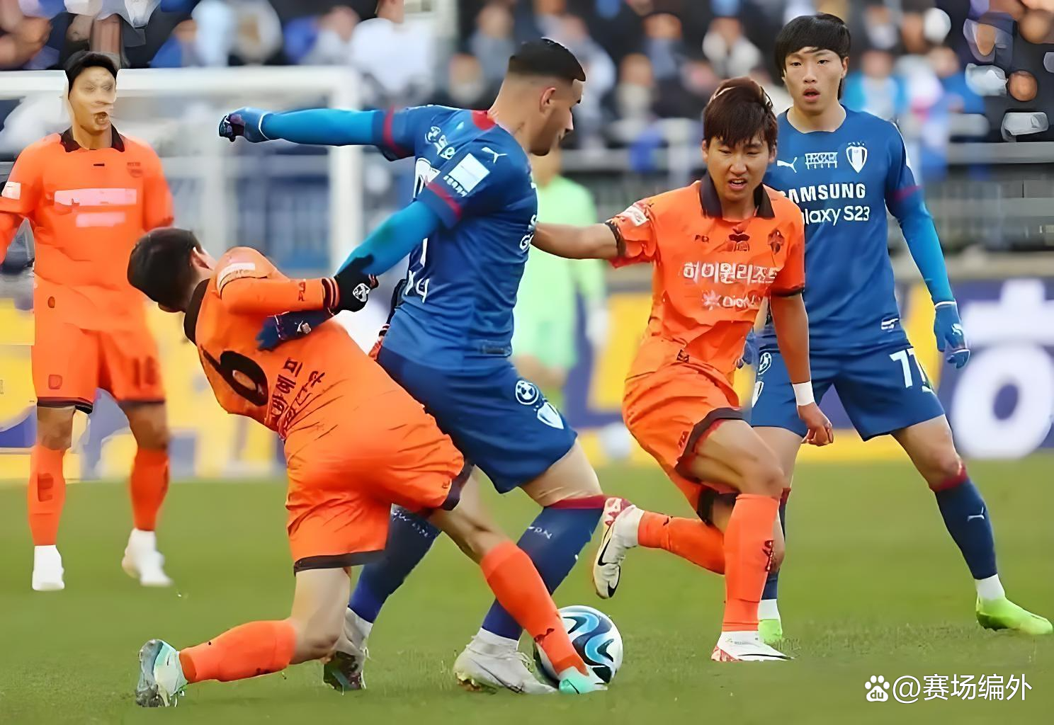 包含国际比赛日意甲传出新动向,成都蓉城调整名单,管理层表态——信心回归,临场指挥获称赞的词条 包含国际比赛日意甲传出新动向,成都蓉城调整名单,管理层表态——信心回归,临场指挥获称赞的词条